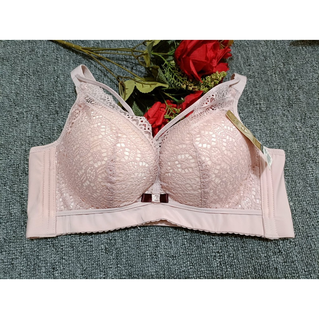 BRA / BH WANITA 137 ADA KAWAT BUSA SEDANG SIZE 34-40 KAIT 4 PAKAIAN DALAM WANITA IMPORT