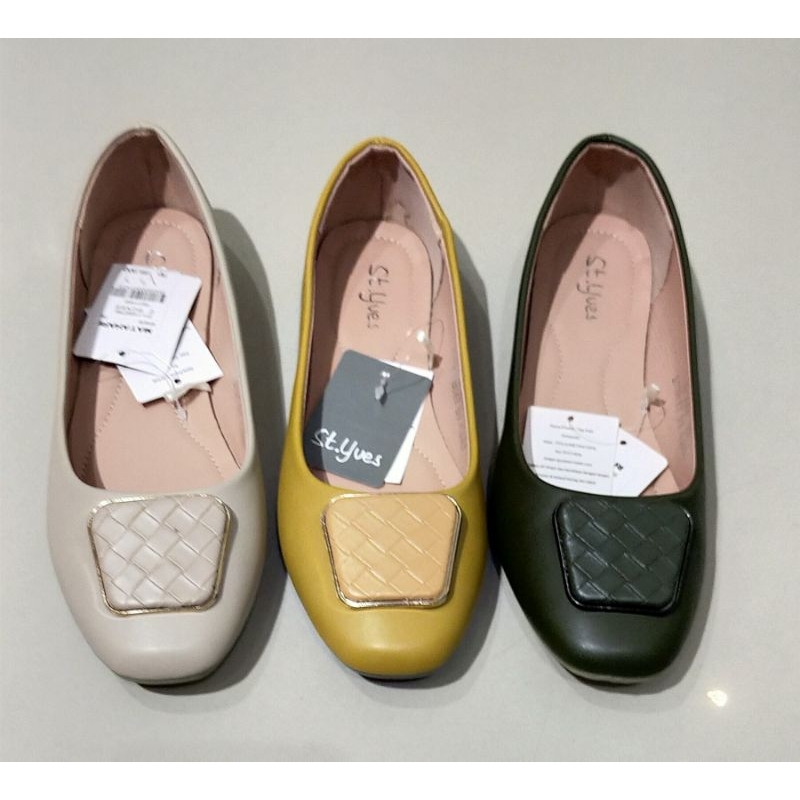 sepatu wanita St Yves