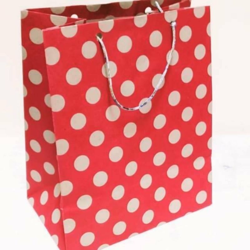 

Paper bag/ tas kertas polkadot R5 (18x12x22cm) (0101)
