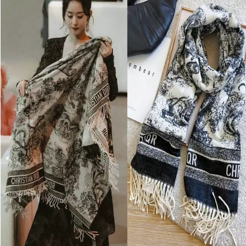 Syal &amp; Selendang Dyor Black Toile de Jouy Tiger Scarf Cashmere Wol