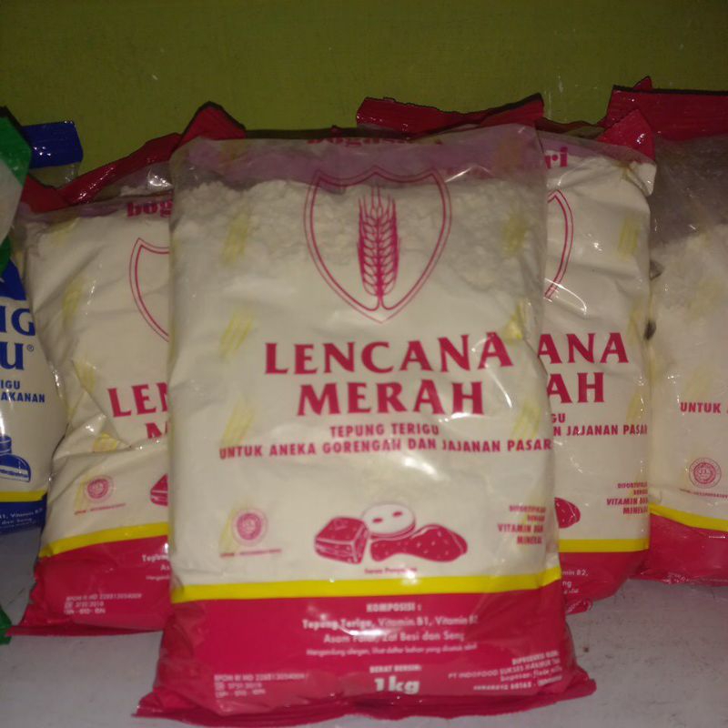 

Tepung Terigu Lencana merah 1kg