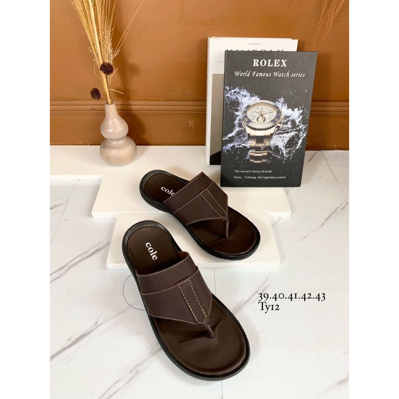 Sandal Cole Pria