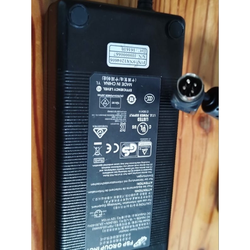 switching adaptor FSP 12v~10a 4pin original