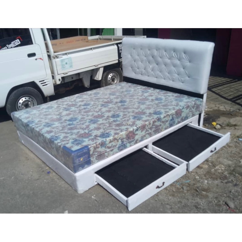 SATU SET DIVAN LACI+KASUR BUSA SPONJI