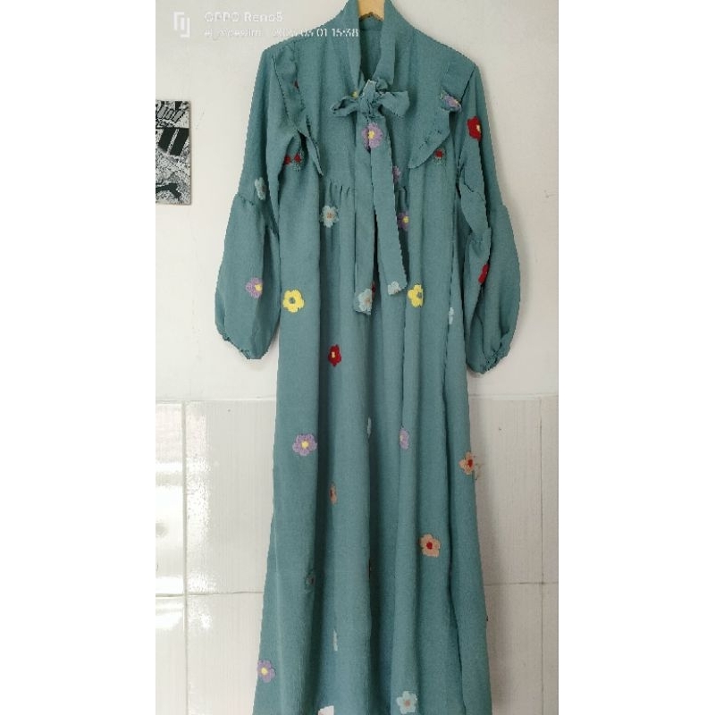 Gamis Crinkle Pom-pom / Motif daun semanggi/ motif bunga