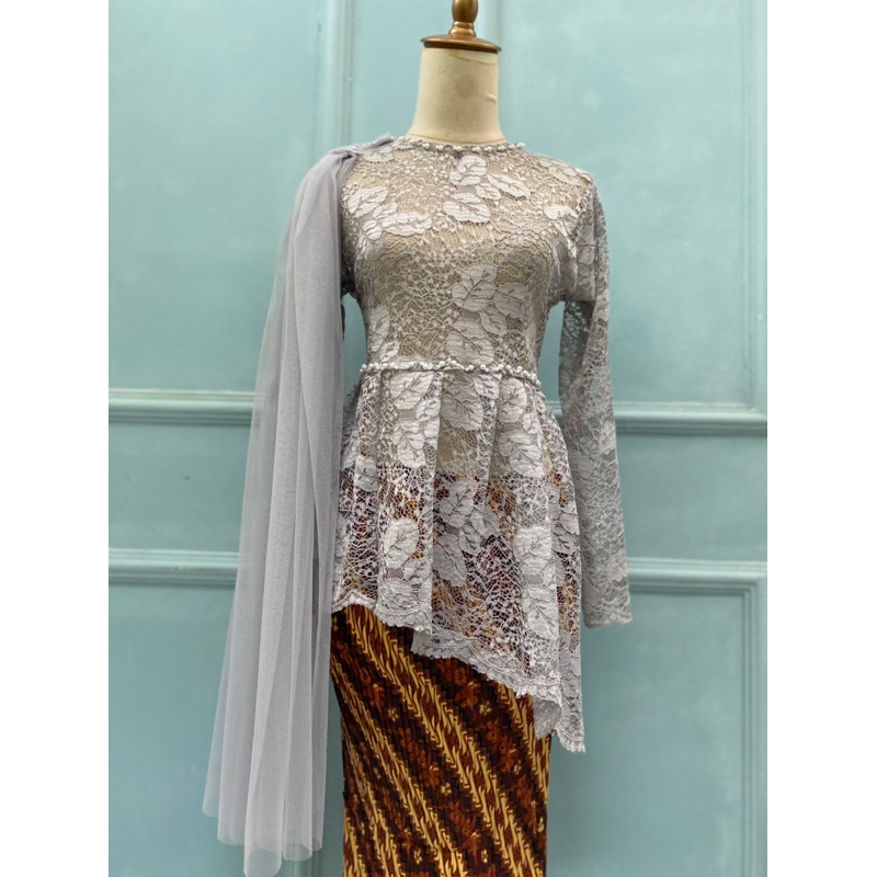 kebaya pagar ayu/kebaya wanita sayap pundak/kebaya anggun/kebaya modern/kebaya wisuda