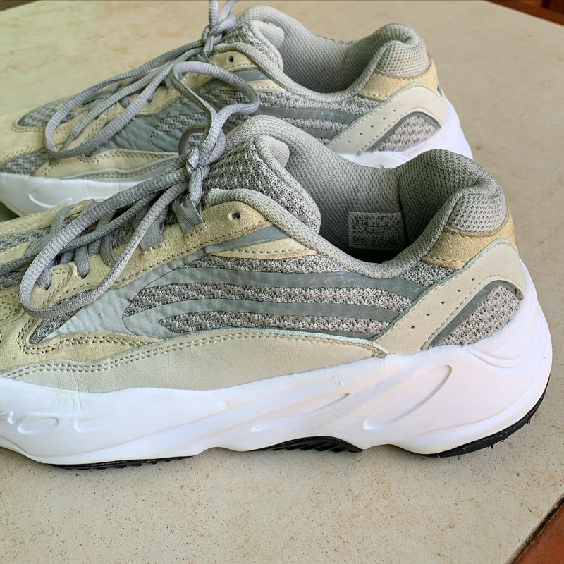 Sepatu Adidas Yeezy Original Second