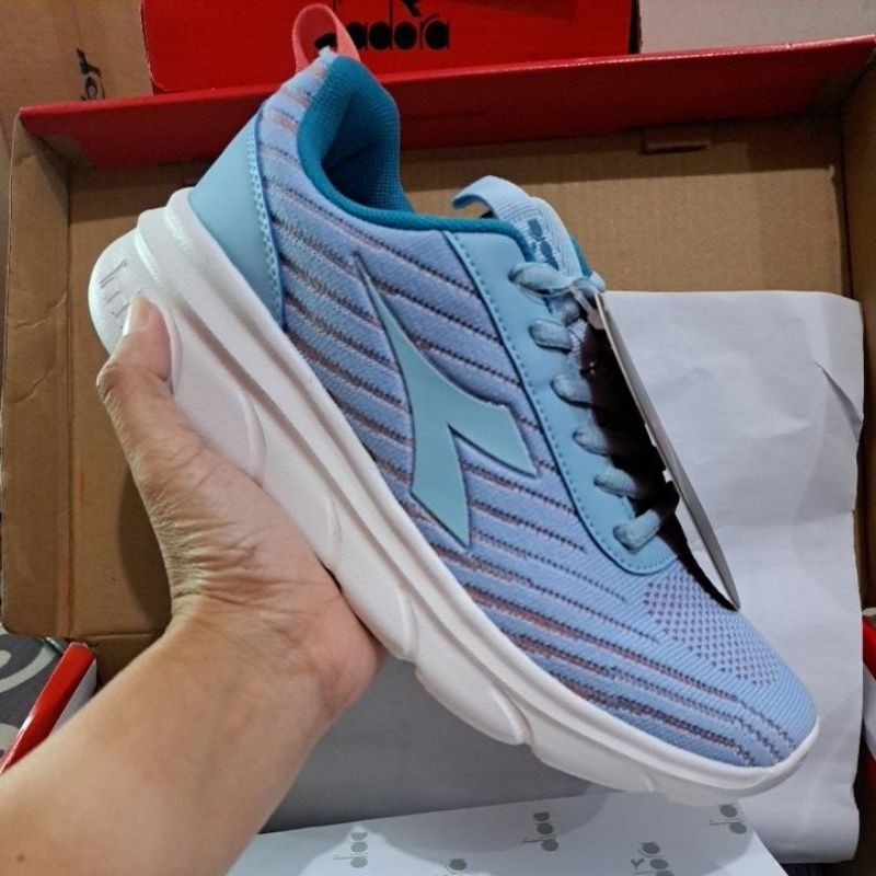 sepatu sneakers wanita diadora empoli blue