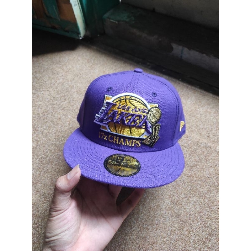 topi new era lakers original 100%
