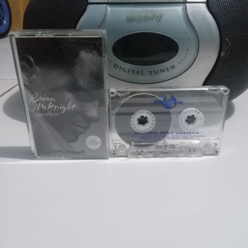 Kaset Pita Brian MC Knight