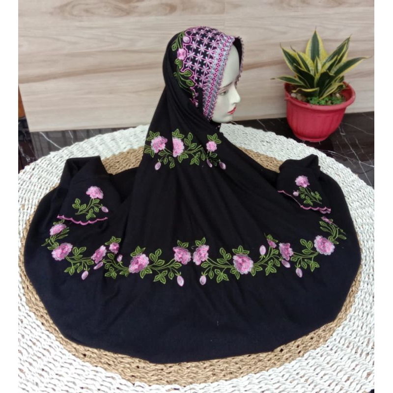 MUKENA/TERUSAN/HITAM/MINANG