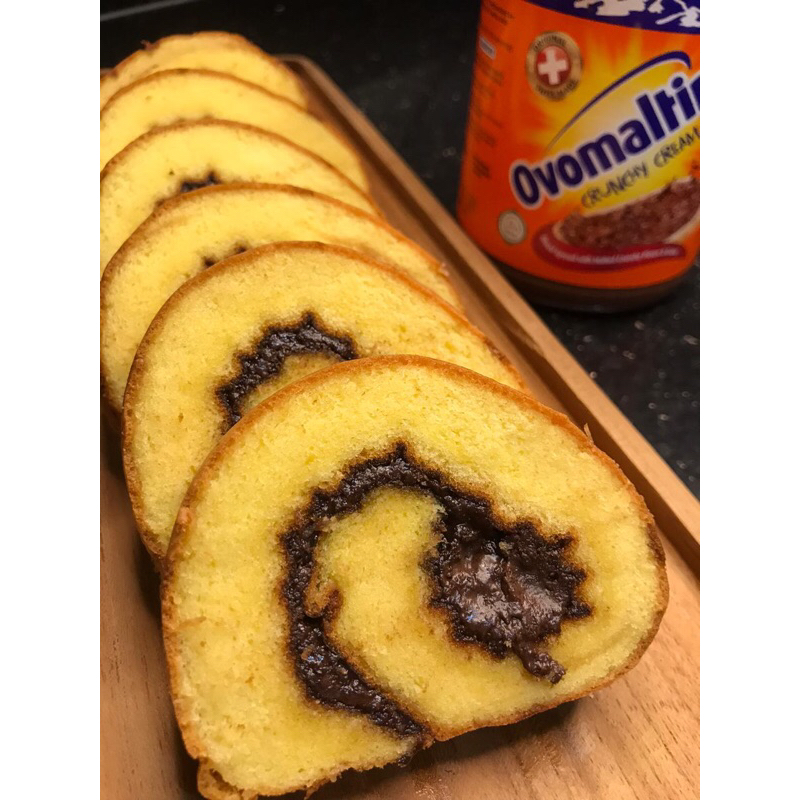 

Bolu Gulung Medan WhenCake Rasa Ovomaltine (Panjang)