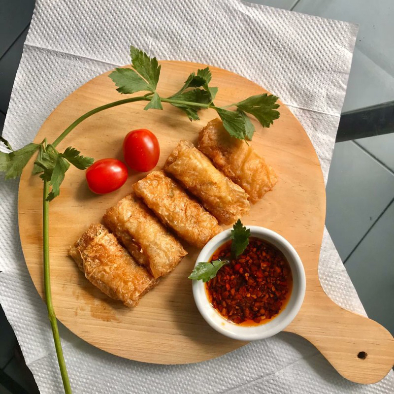 

LUMPIA UDANG KULIT TAHU PREMIUM FULL DAGING FREE CHILI OIL
