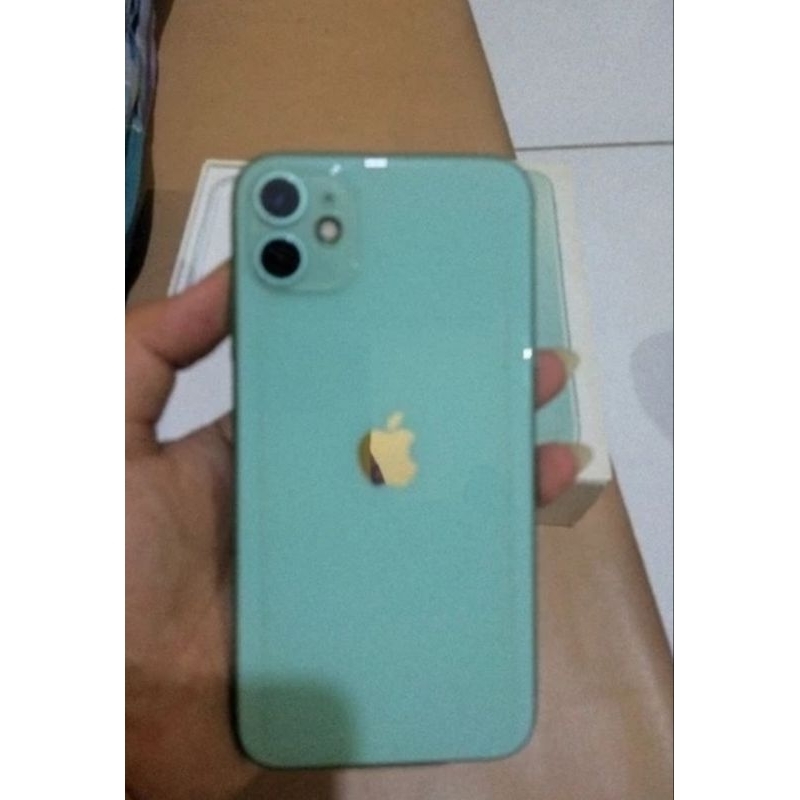 Iphone 11 64GB lock Icloud