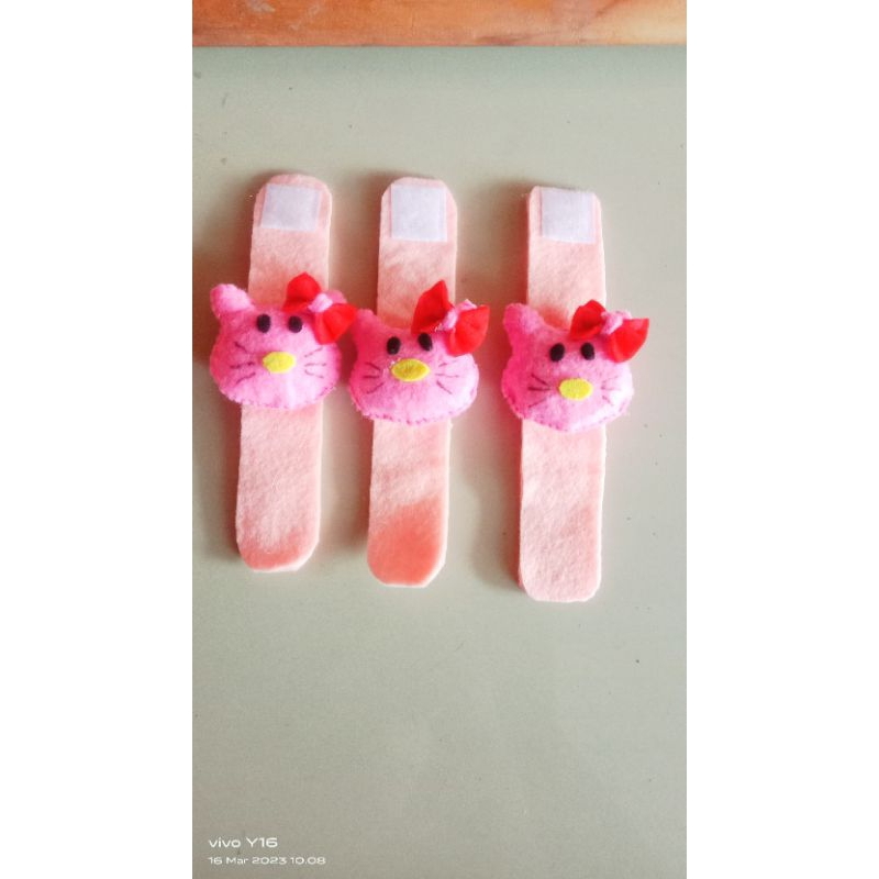 

amplop lebaran dari kain flanel / amplop lebaran lucu / angpao