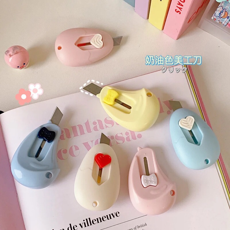 READY STOCK BISA COD - CUTTER MINI KELINCI PISAU PEMOTONG TAJAM KARAKTER KARTUN HEWAN LUCU PITA HATI BONEKA BESI ANTI KARAT UNBOXING PAKET JURNAL DEKORASI AESTHETIC GAYA REMAJA CEWEK KOREA FANCY ELEGAN VIRAL MURAH PREMIUM IMPOR PASTEL MOTIF KAWAII CANTIK