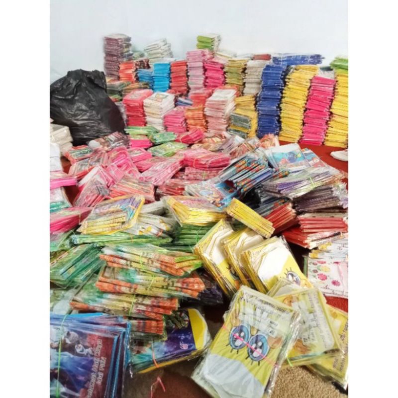 

amplop murah 150 pcs siap jual motif snack dan kartun