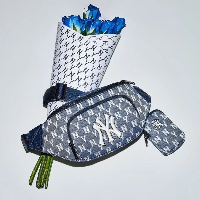 7.7 SALE | MLB MONOGRAM HIP SACK WAIST BAG NEW YORK YANKEES INCLUDE PAPERBAG