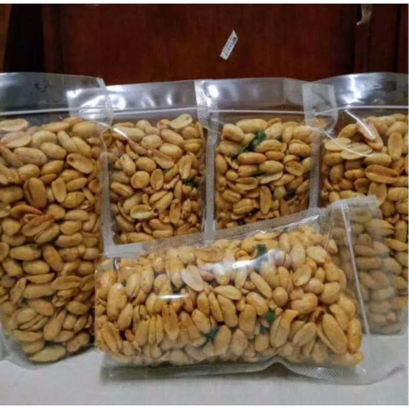 

KACANG GORENG RASA BAWANG BERAT 250GRAM KACANG RASA DAUN JERUK