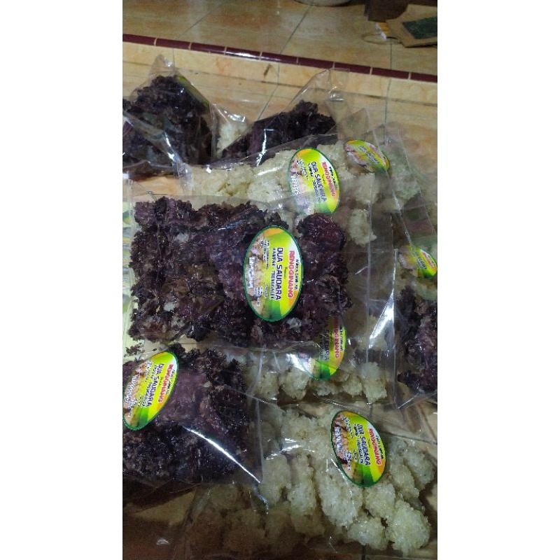 

RENGGINANG KRECEK ASLI DIBUAT DARI KETAN PREMIUM ANEKA CAMILAN KHAS TRENGGALEK JAWA TIMUR
