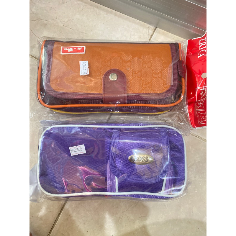 

Tempat pensil Kanvas Tebal