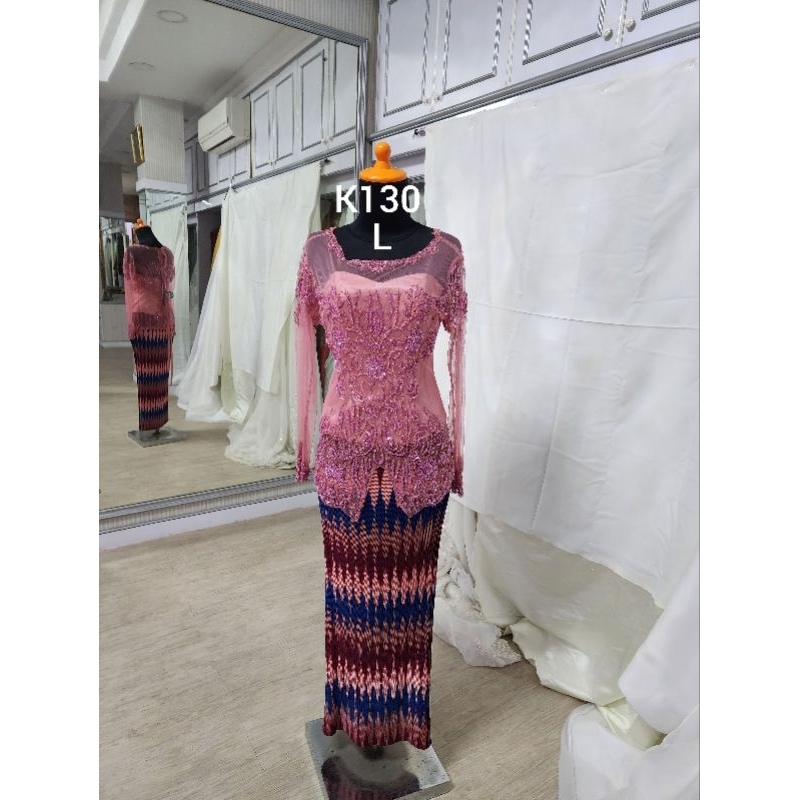 PRELOVED KEBAYA WEDDING / KEBAYA MODERN / KEBAYA PAYET / KEBAYA PESTA / KEBAYA PAGER AYU / KEBAYA AKAD NIKAH / KEBAYA LAMARAN / KEBAYA TUNANGAN / KEBAYA WISUDA