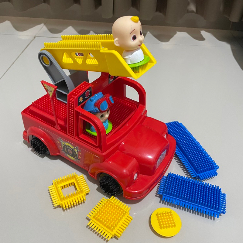 Preloved Cocomelon Fire Truck Kit