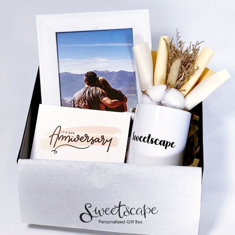 

Gift Box Package 3- Paket Hampers 3 - Hadiah Ulang Tahun