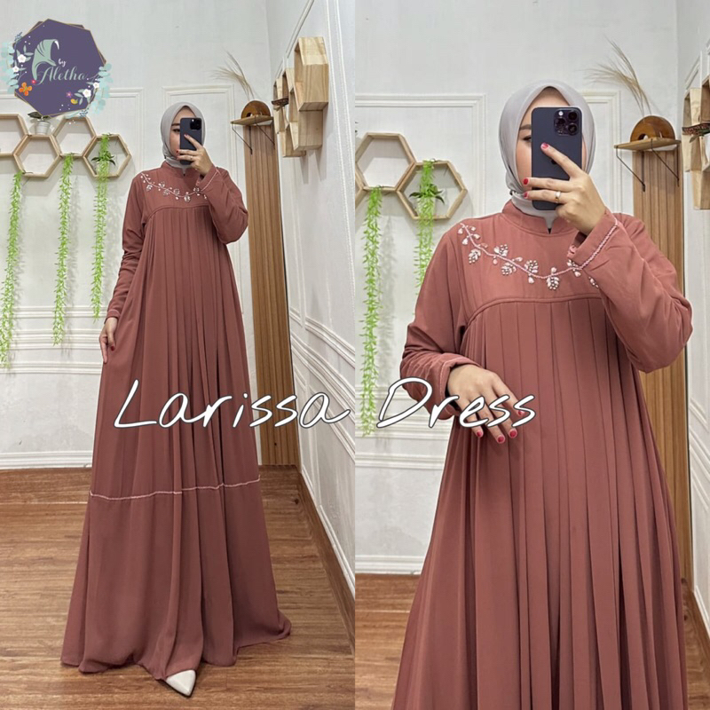 Larissa dress