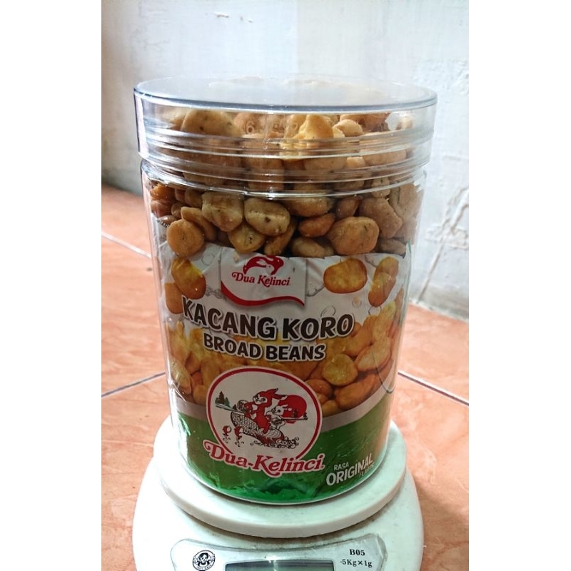 

CEMILAN LEBARAN KACANG KORO DUA KELINCI KEMASAN TOPLES 750ML REPACK