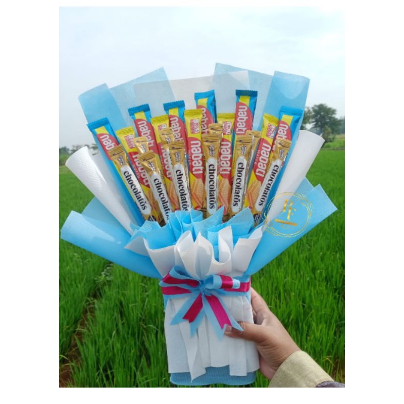 

Bucket Snack Murah, Hampert, kado ultah, wisuda