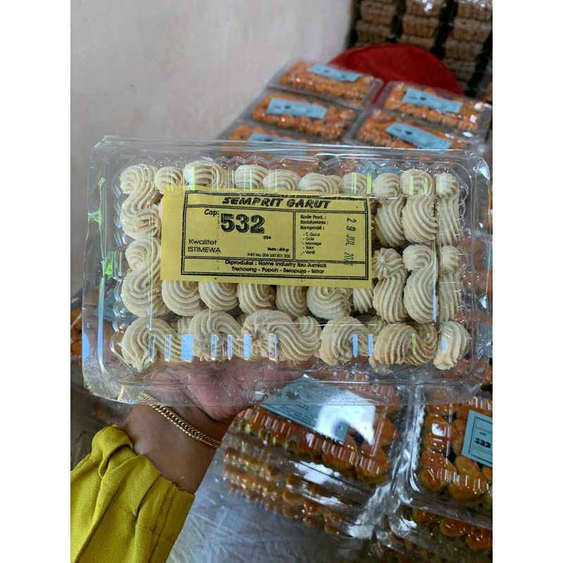 

kue kering garut