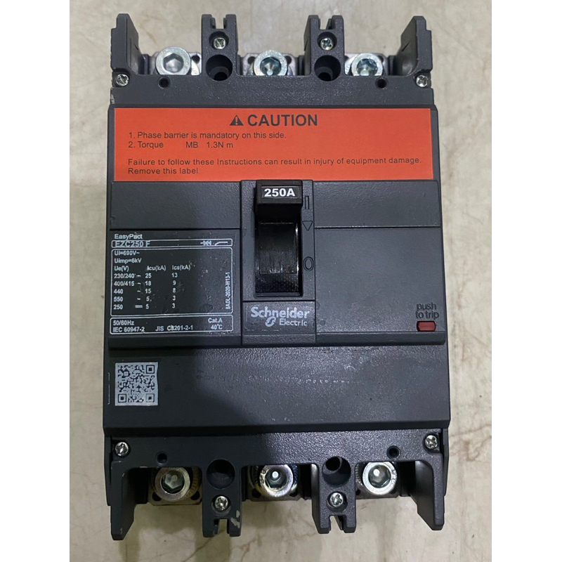 MCCB EZC 250F 250A