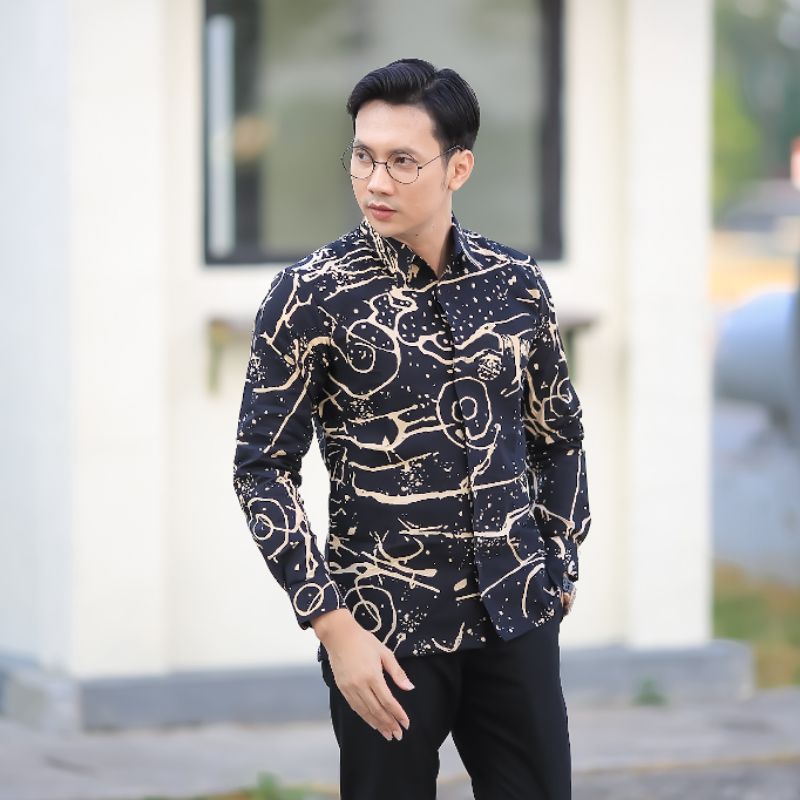 BATIK BOLO DEWO Motif Akar Dewo Kemeja Baju Batik Pria Lengan Panjang Lapis Furing Hem Atasan