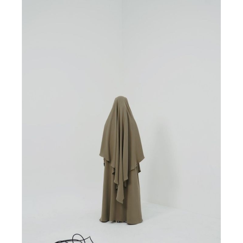 Luna Abaya Sage