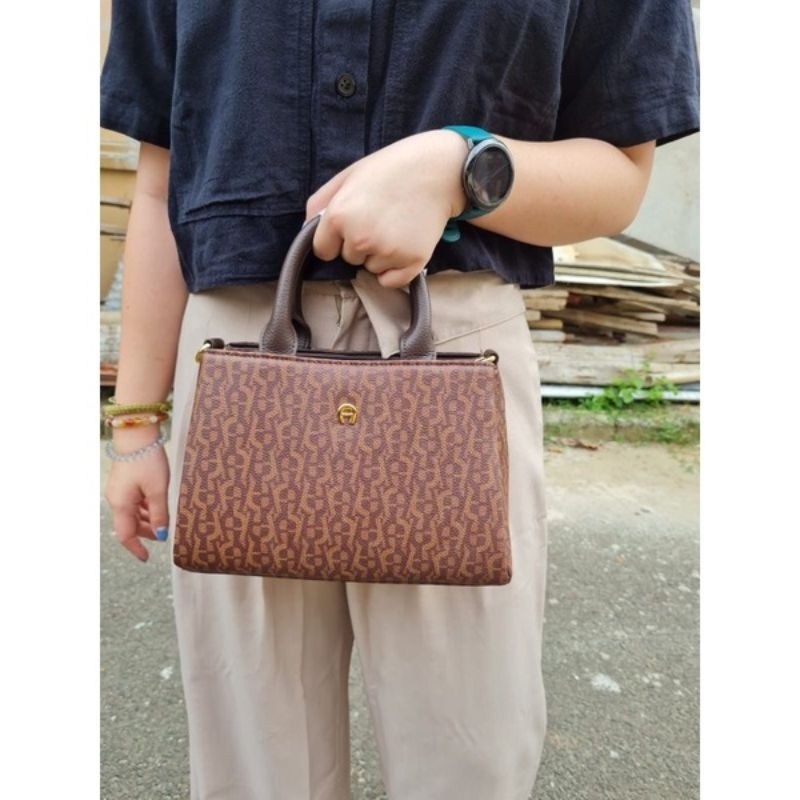 MIRROR Tas AIGNER Modelista mini top handle bag / sling bag