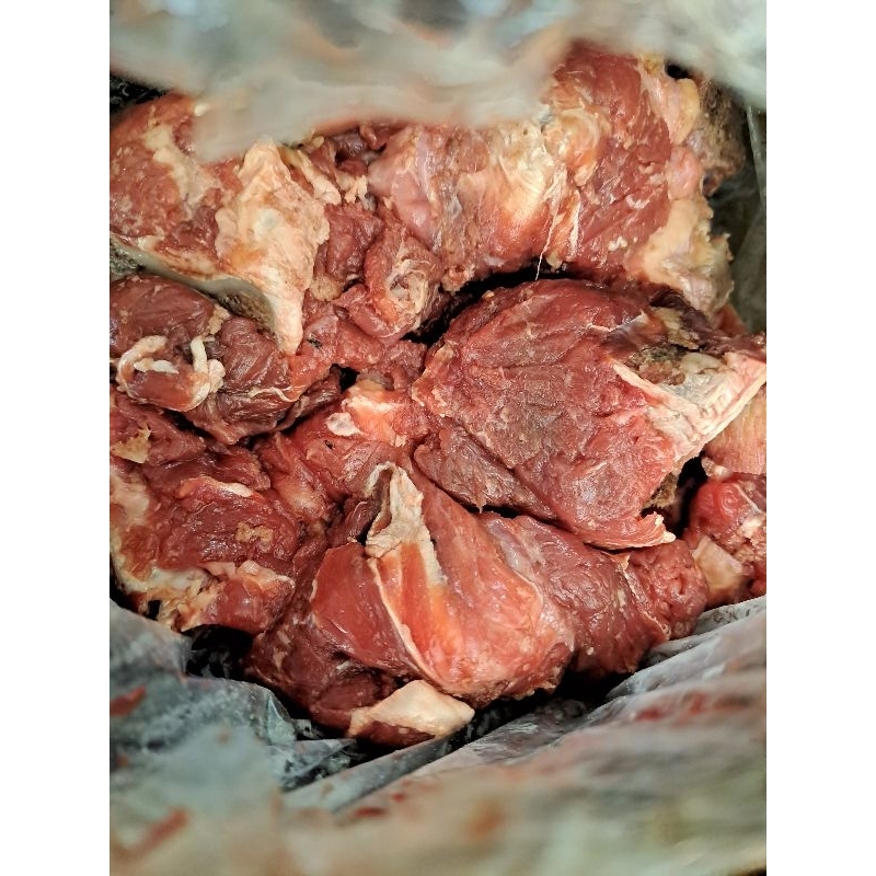 

tulangan leher sapi fresh (wajib pilih instan)