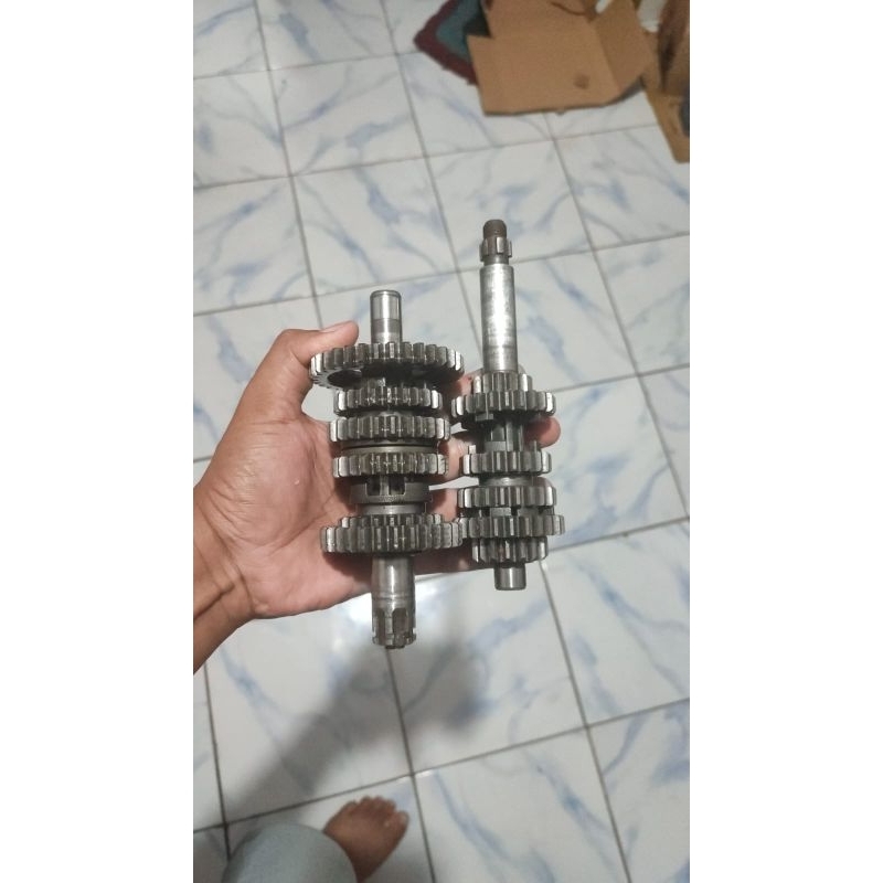 Gear box & Gulagula Yamaha Rxz