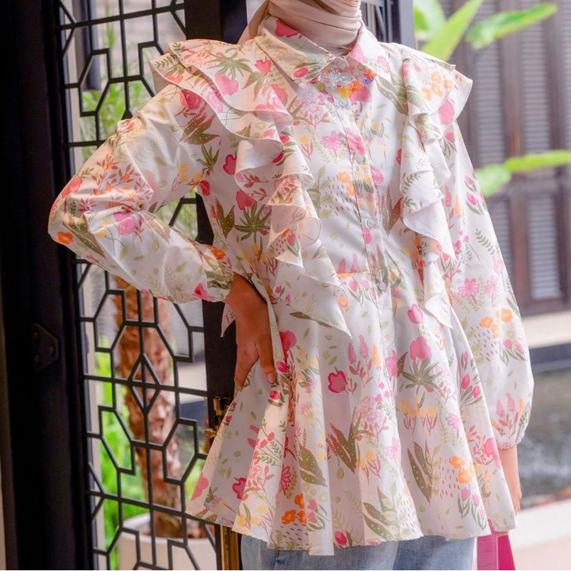 Hijabchic Qiandra Blossoms Top