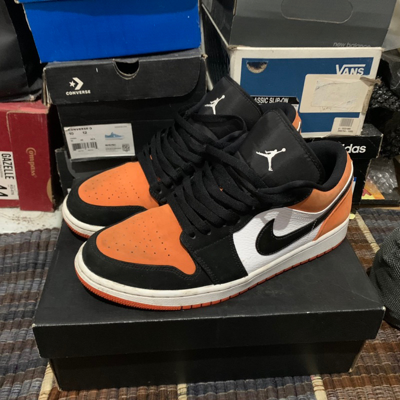 Air Jordan 1 Low Orange Black