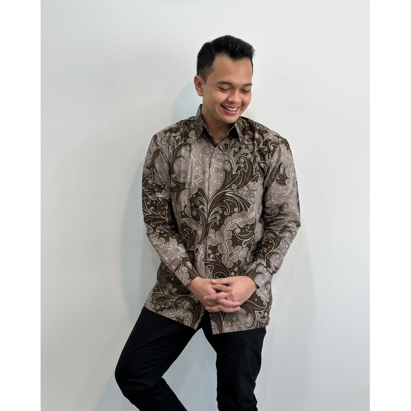 Batik Ayman - ADINATA | Kemeja Batik Pria Katun Solo Halus Lengan Panjang Full Furing