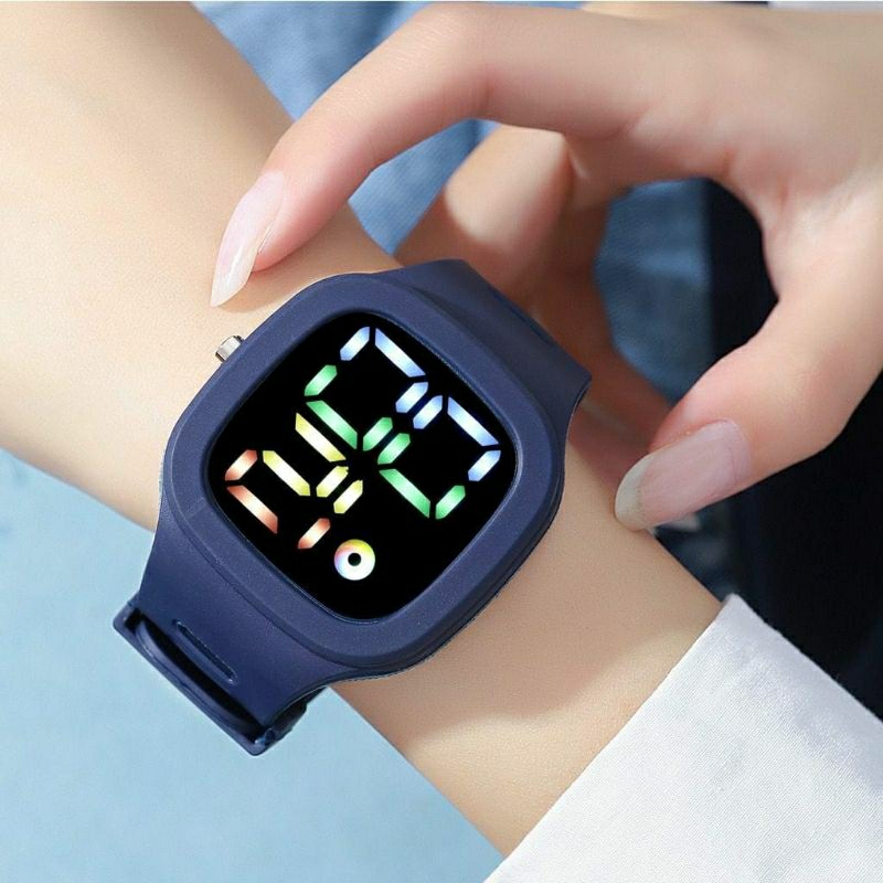 Jam Tangan LED Digital Pria Wanita Rubber Tahan Air Electronic Fashion Couple