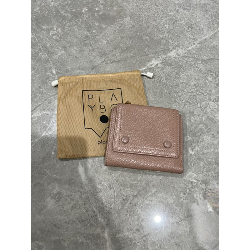 Preloved Dompet Lipat Kulit Wanita Playbook Tanna Wallet