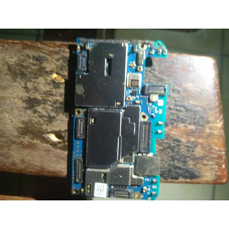 mesin only masih perawan kondisi mati total oppo f1s bagi yg butuh saja