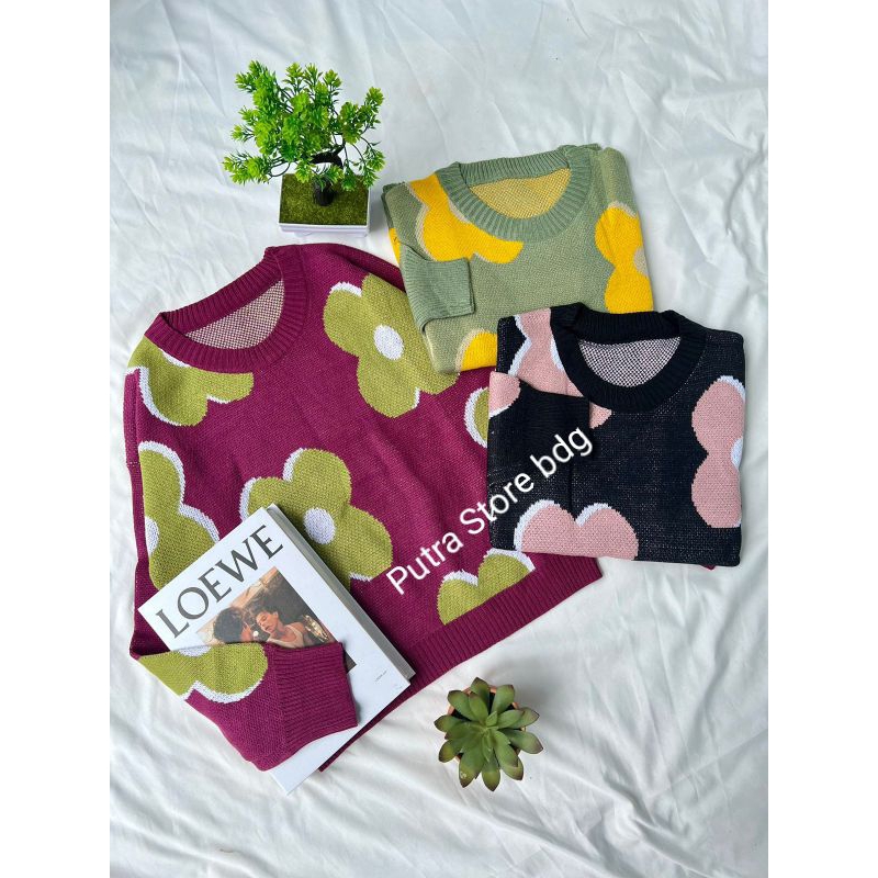 Sweater crop Adira motif bunga