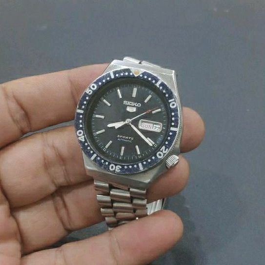 SEIKO 5 SPORTS 17J REF. 6309-836A CIRCA 1982