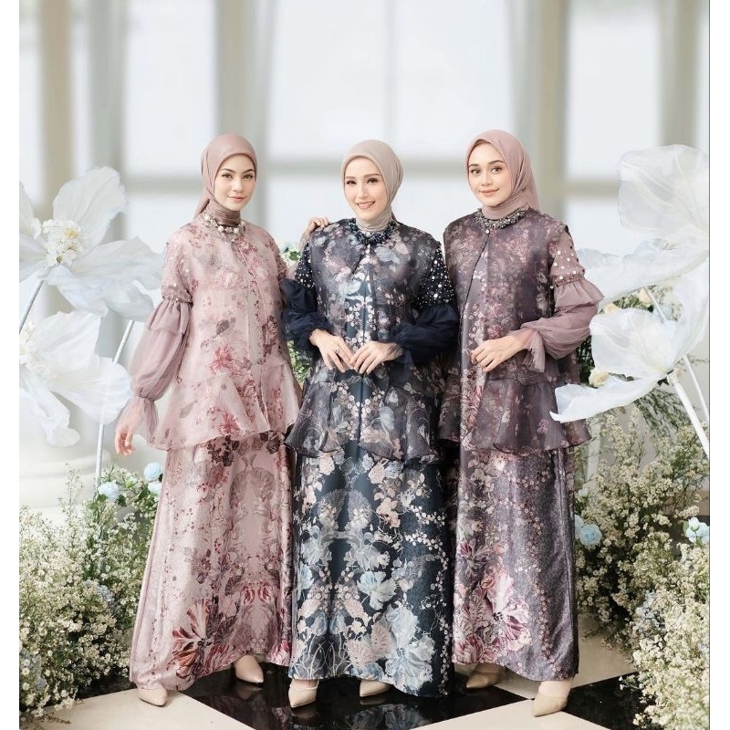 IRISH DRESS VANILLA RAYA