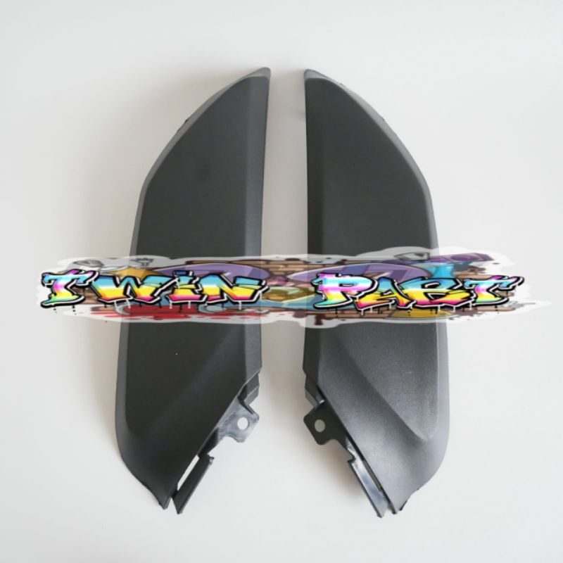 Sambungan Sirip Body Bawah Kecil Honda Revo Fit Karbu 2008 2009 2010 2011 2012