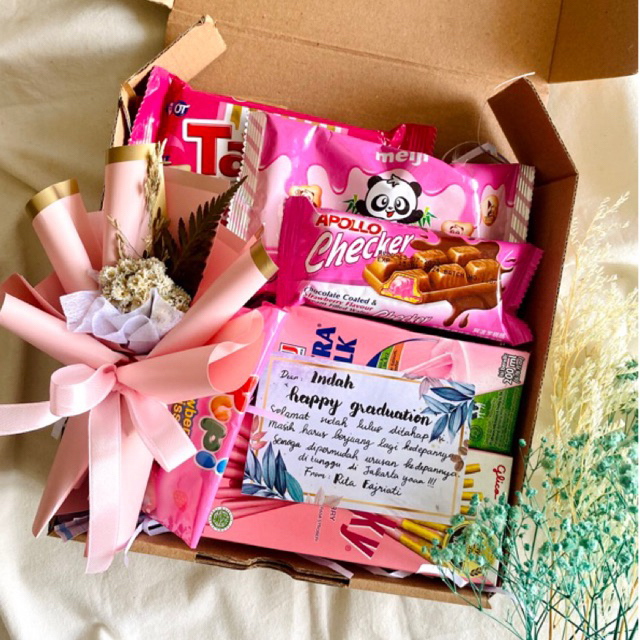 

Snack box / Gift box / hampers snack/ snack hadiah