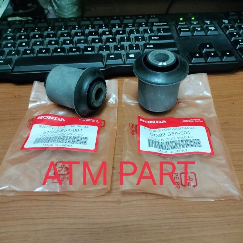 BUSHING SAYAP FRONT SMALL HONDA CRV GEN 2
